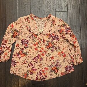 Floral Elegance Women's Blouse